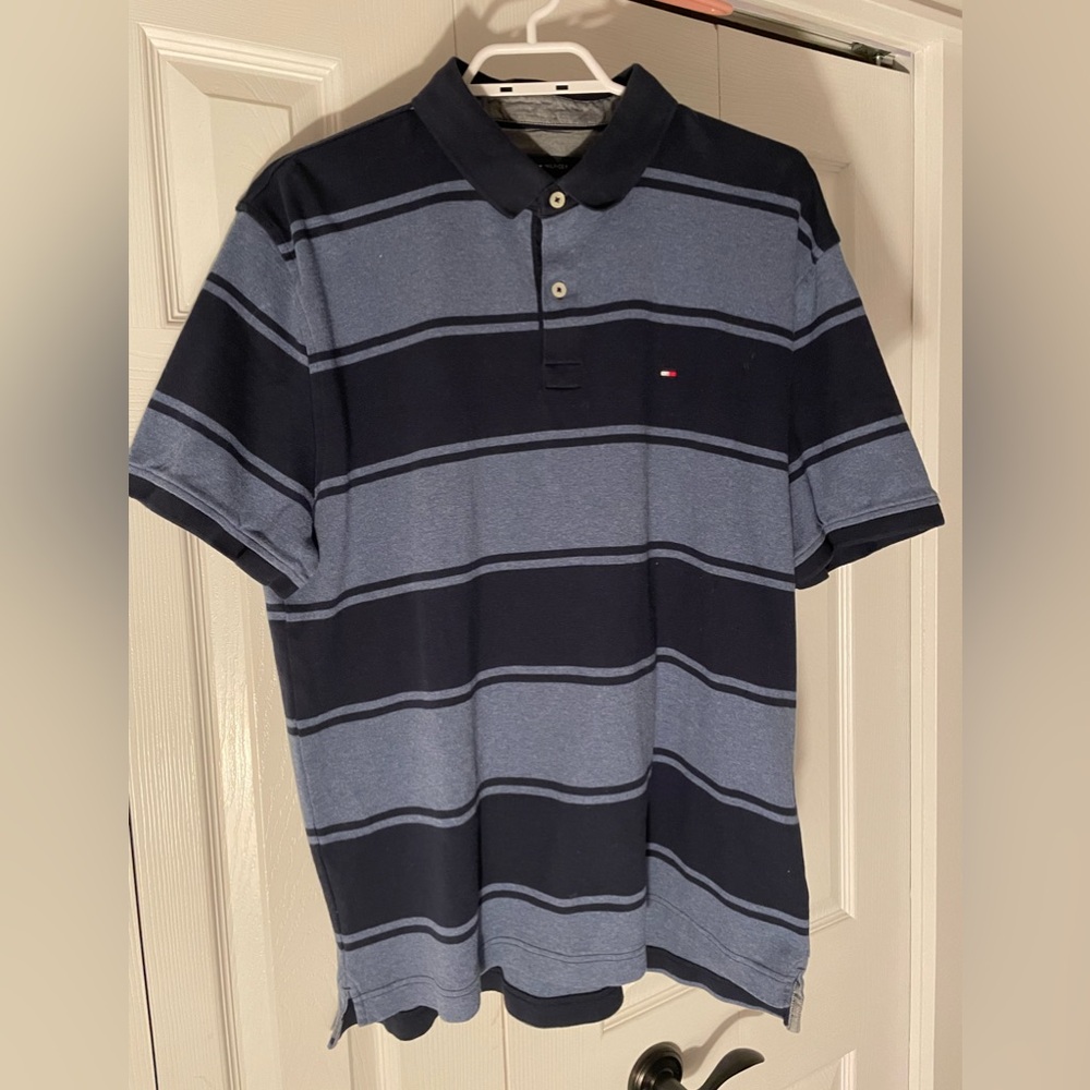 Tommy Hilfiger button up